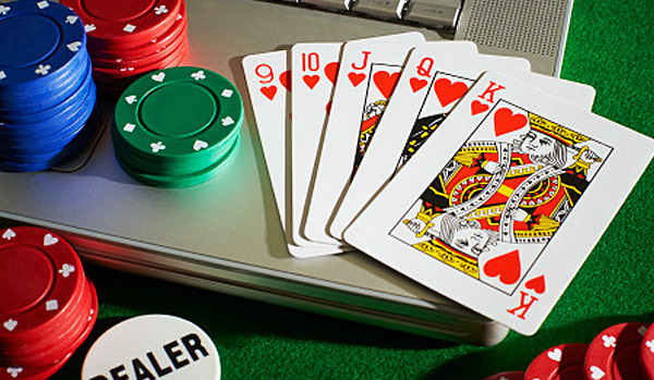 Poker Table Bring You Novel Experience